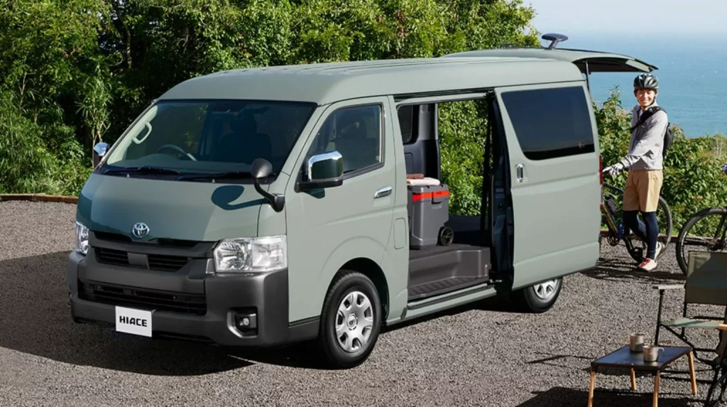 2024 Toyota HiAce 16 Motor16