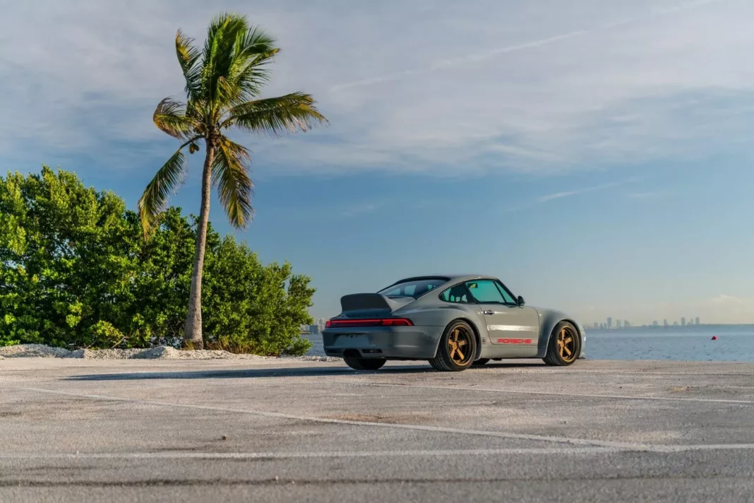 1996 Porsche 911 Gunther Werks Sotheby's. Imagen portada.