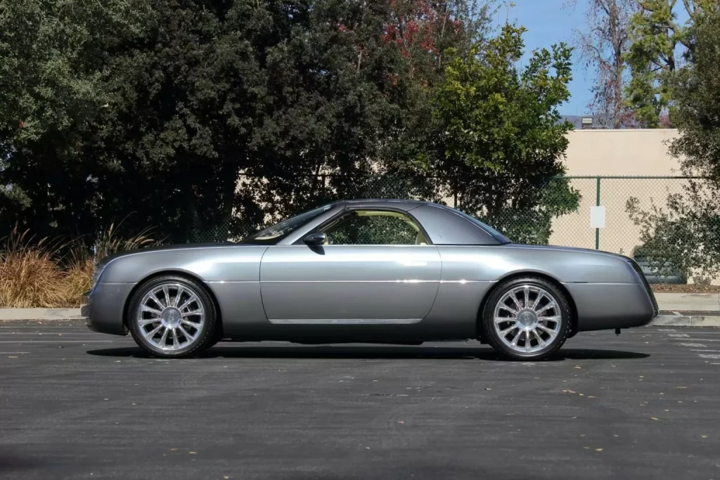 2004 Lincoln Mark X Concept Mecum 2 Motor16