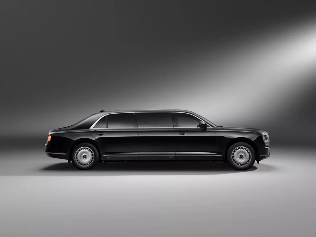 2024 Aurus Senat L700 Limousine. Imagen portada.