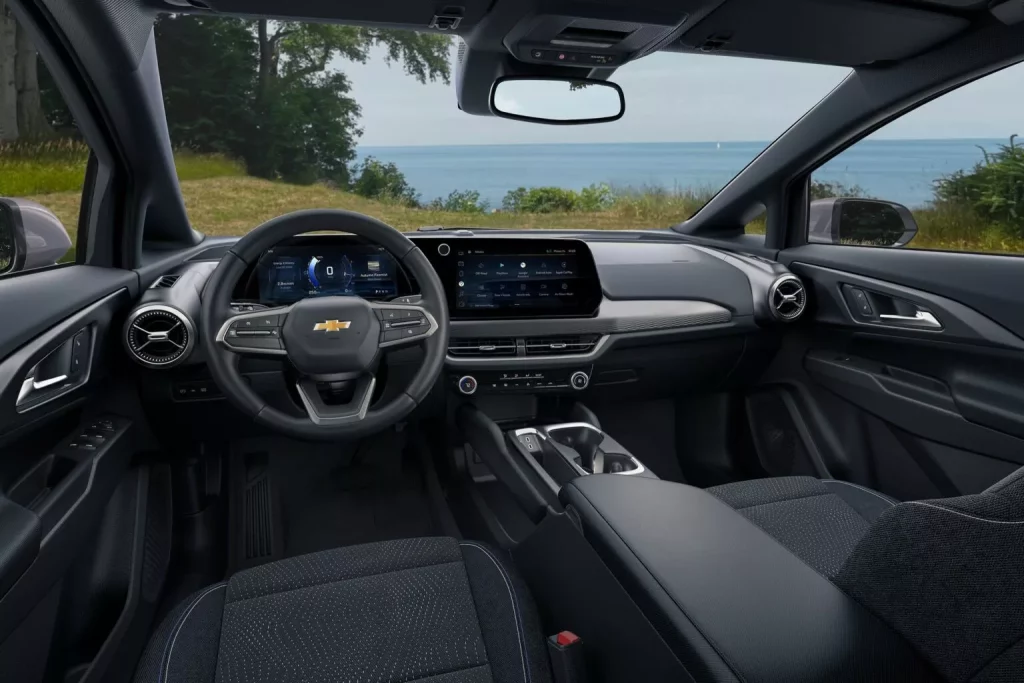 2024 Chevrolet Equinox EV. Imagen interior.