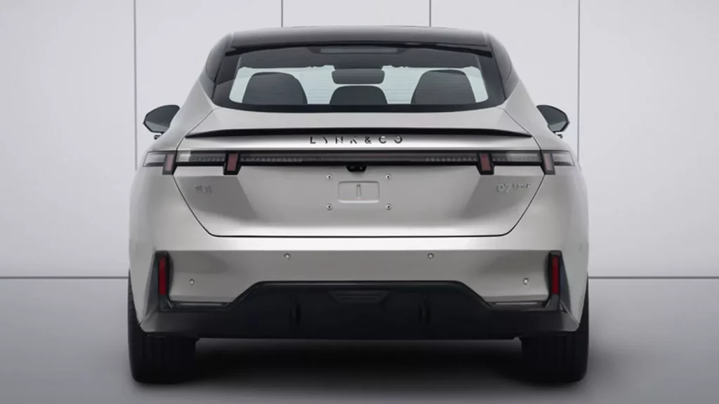 2024 Lynk Co 07 China 1 Motor16