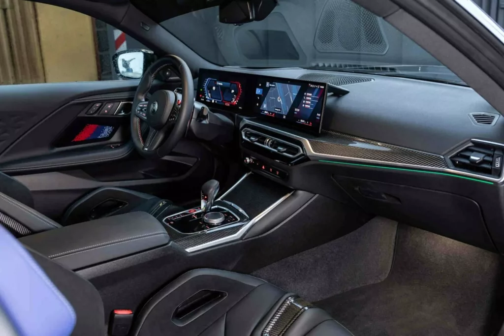 2024 BMW M2 Coupé Manhart MH2 560. Imagen interior.