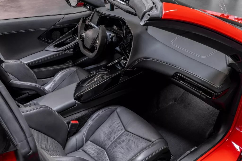 2024 Rezvani Beast. Imagen interior.