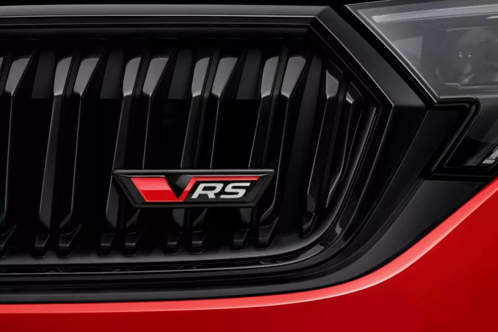 2024 Skoda Octavia RS 13 Motor16