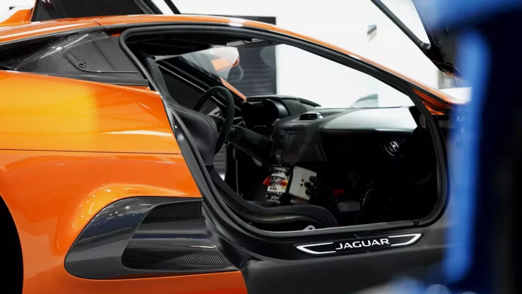 2024 Jaguar C-X75 Callum. Imagen interior.