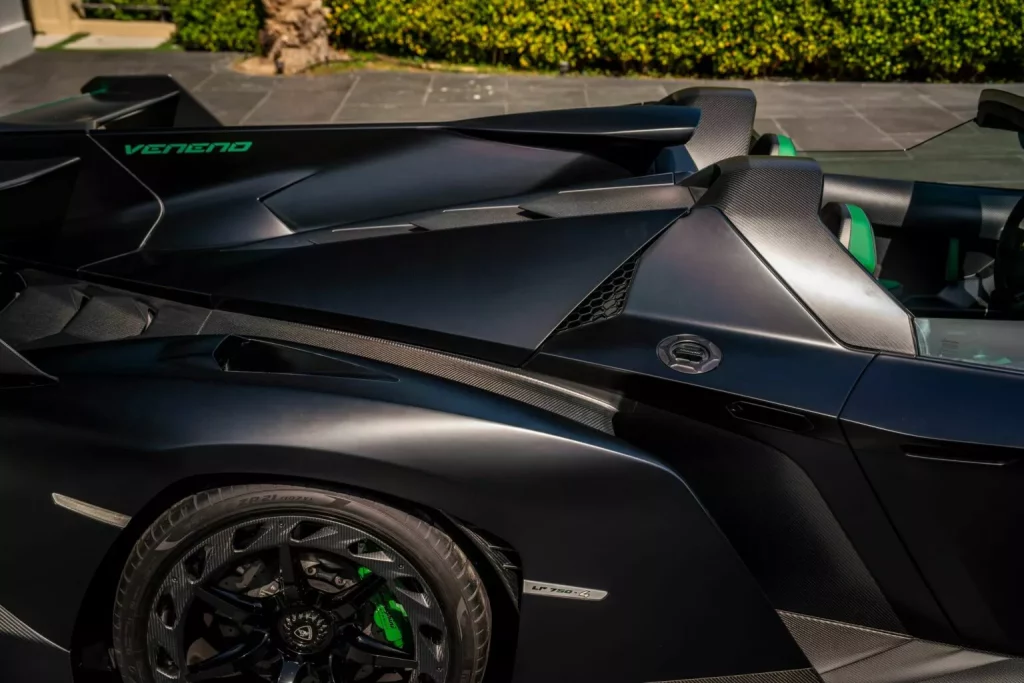 2015 Lamborghini Veneno Roadster SBX 14 Motor16