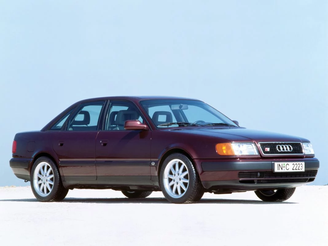 audi_100_s4_sedan_43.webp