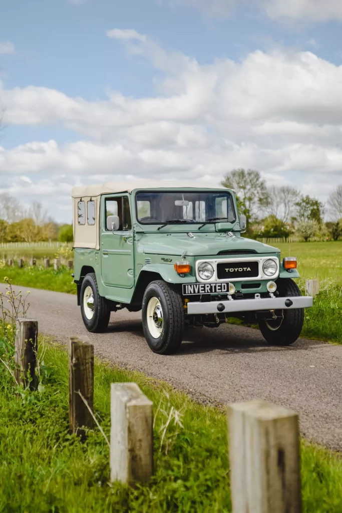 1965 Inverted Toyota Land Cruiser FJ40 18 Motor16