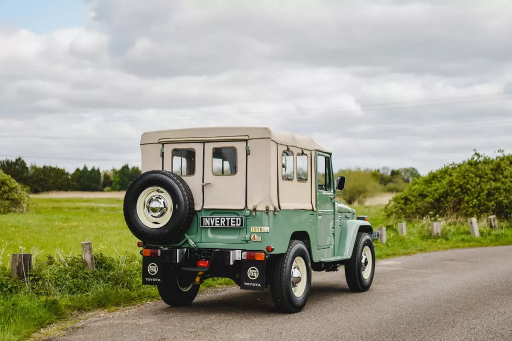 1965 Inverted Toyota Land Cruiser FJ40 19 Motor16