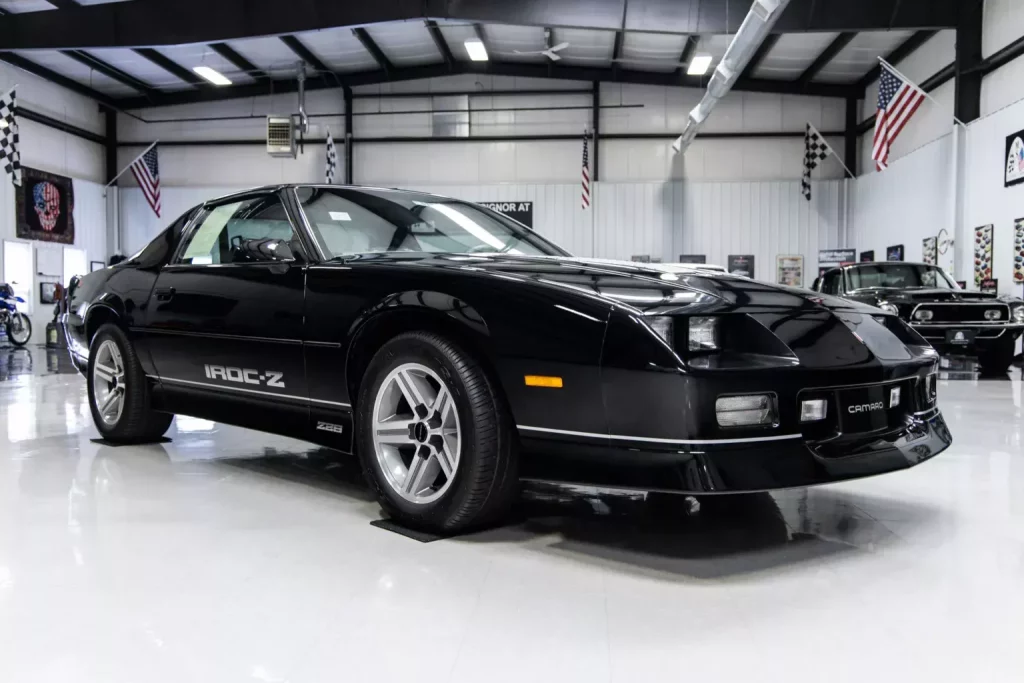 1985 chevrolet camaro iroc z 11 millas 25 Motor16