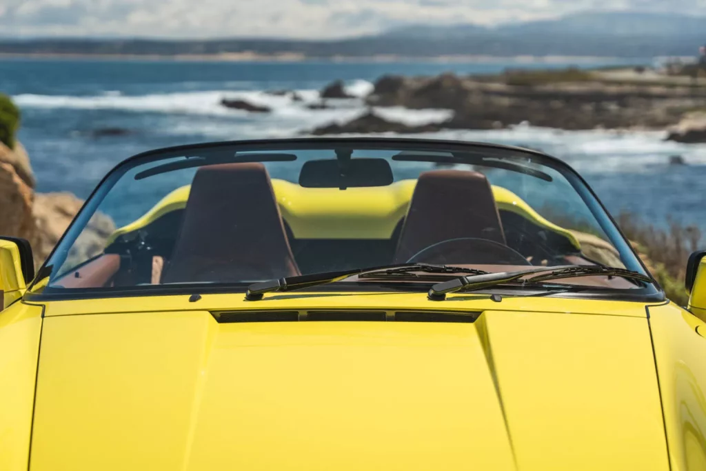 1989 Porsche 911 Speedster banana yellow 29 Motor16