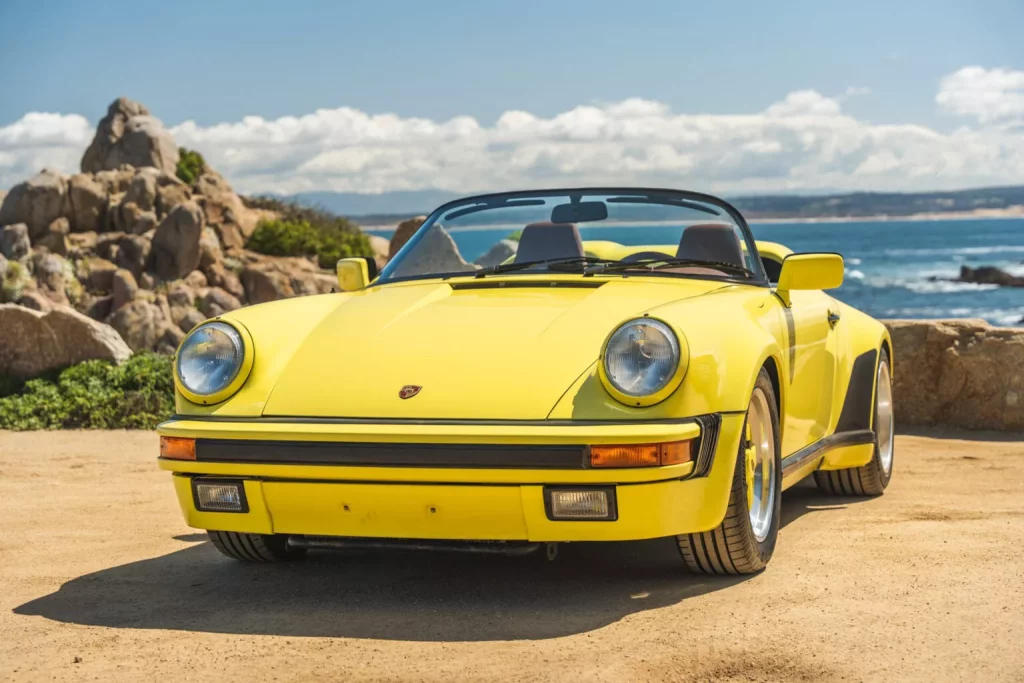 1989 Porsche 911 Speedster banana yellow 3 Motor16