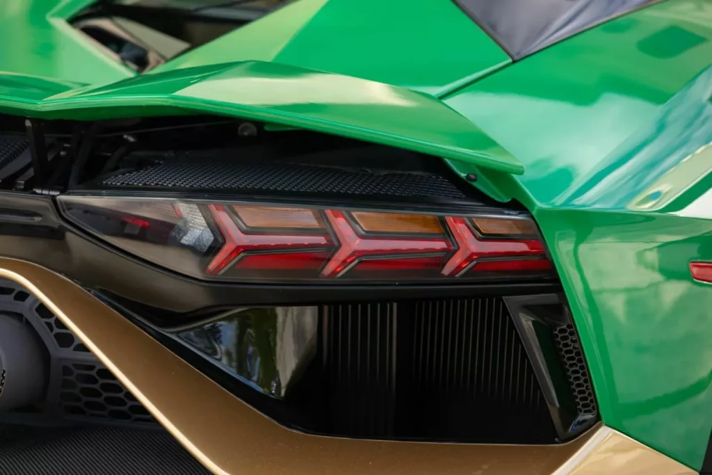 2021 Lamborghini Aventador Ultimae Roadster Mecum 11 Motor16