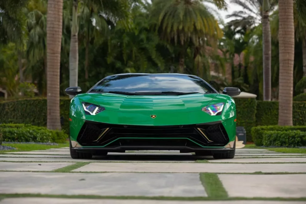 2021 Lamborghini Aventador Ultimae Roadster Mecum 9 Motor16