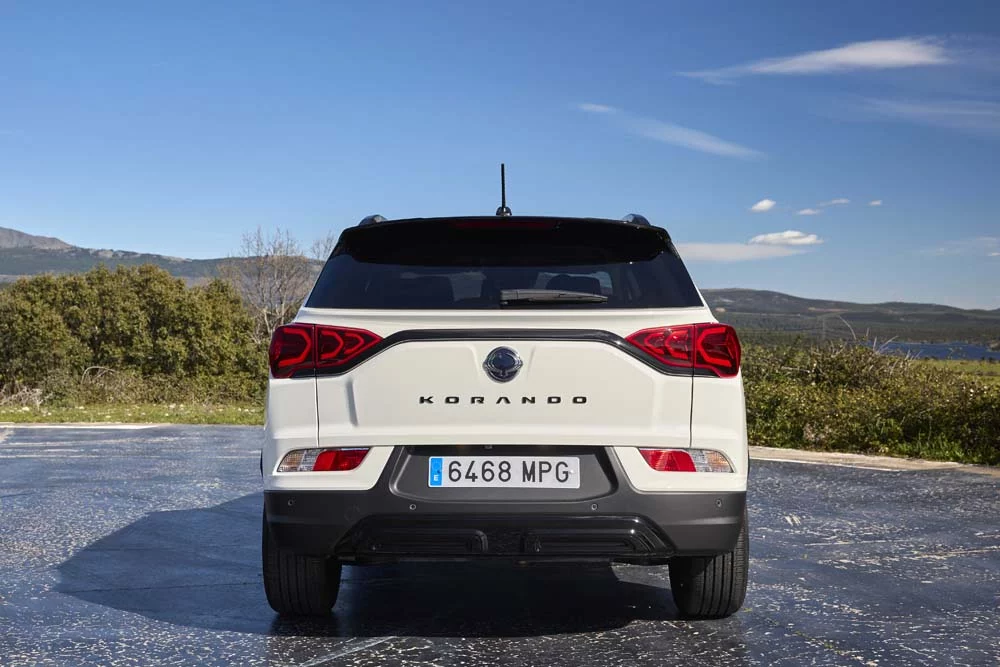 SsangYong Korando 28 Motor16