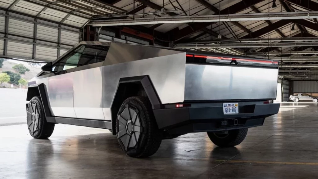 ¿Qué sucederá con este Tesla Cybertruck defectuoso?