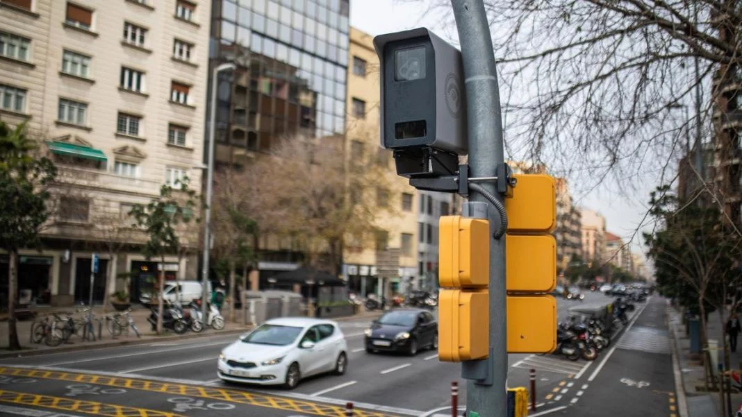 Sabes Que Las Multas De Un Radar Caducan La Dgt Te Aclara Las Fechas