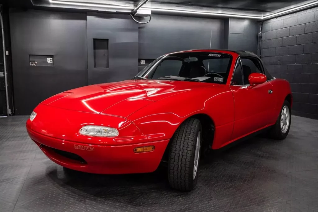 1990 Mazda MX 5 NA Miata BAT 27 Motor16