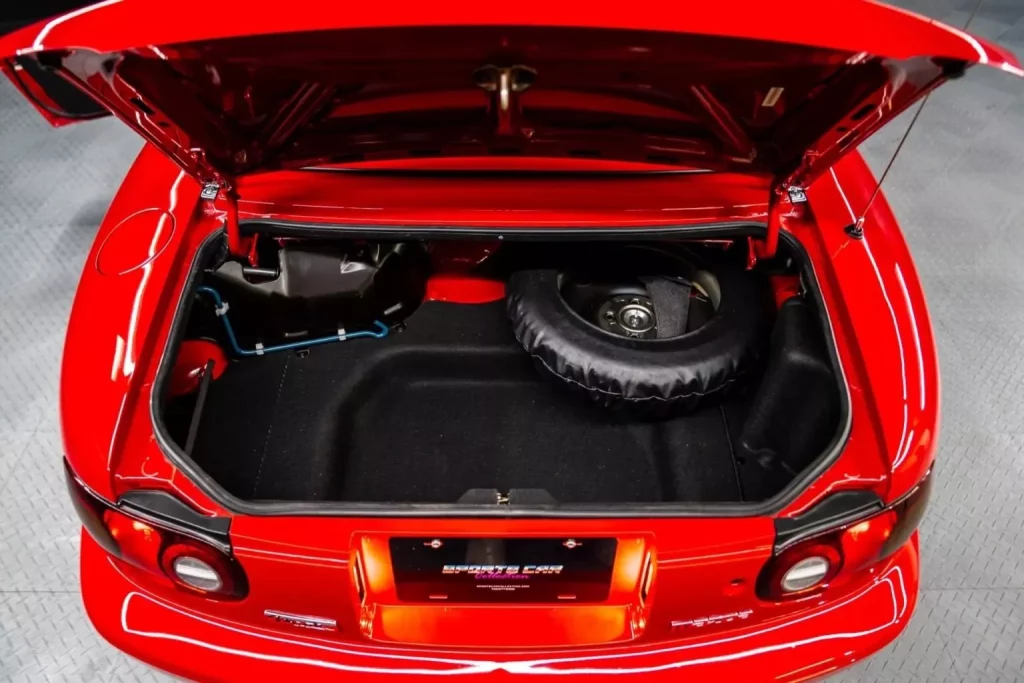 1990 Mazda MX 5 NA Miata BAT 32 Motor16