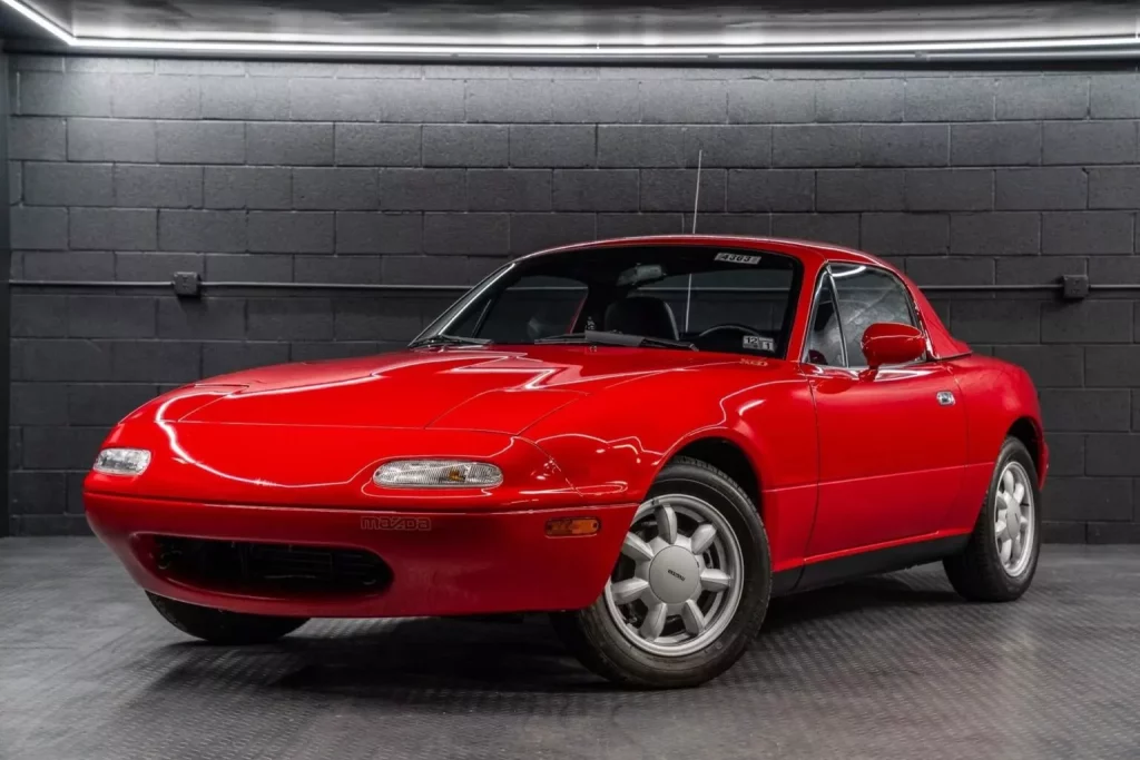 1990 Mazda MX 5 NA Miata BAT 43 Motor16