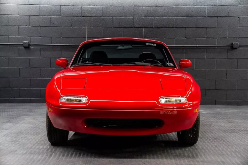 1990 Mazda MX 5 NA Miata BAT 44 Motor16