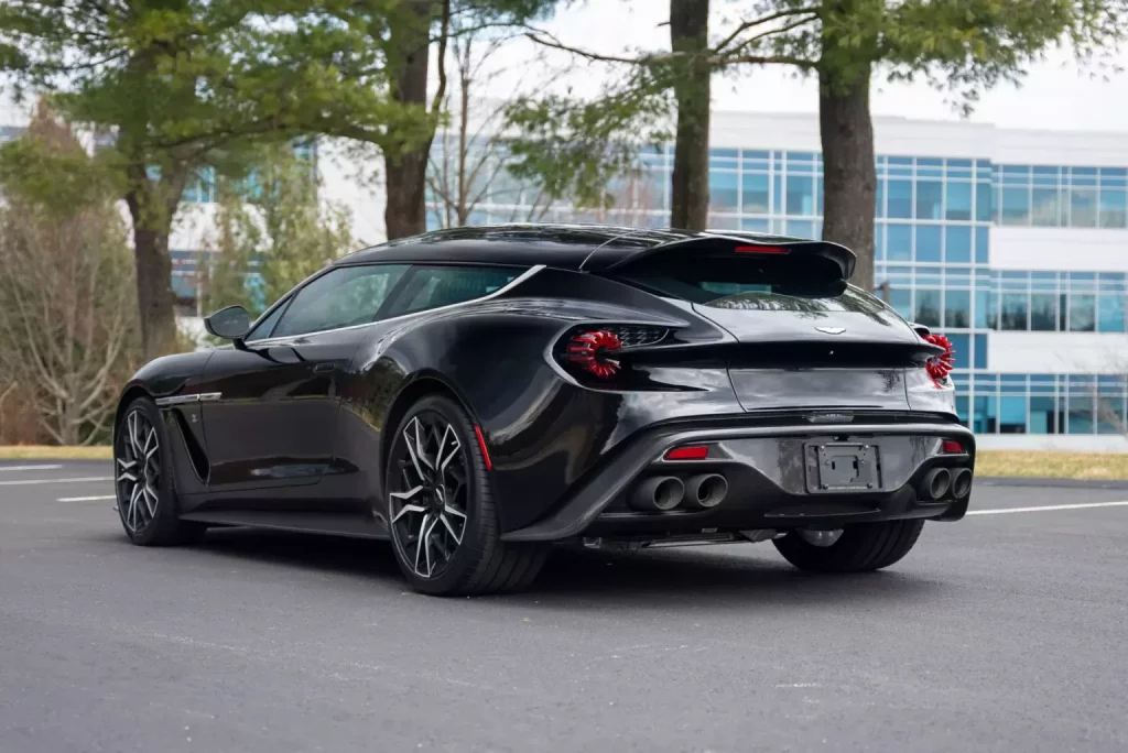 2018 Aston Martin Vanquish Zagato Shooting Brake BaT 3 Motor16