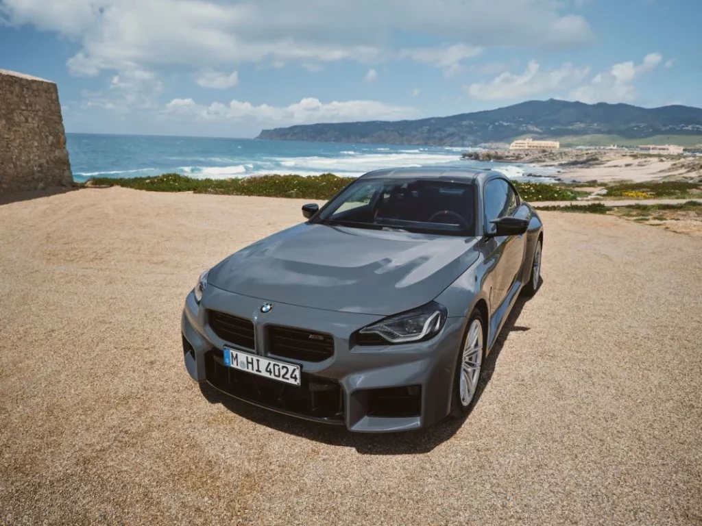 2024 BMW M2 35 Motor16