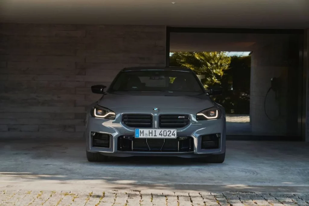 2024 BMW M2 55 Motor16