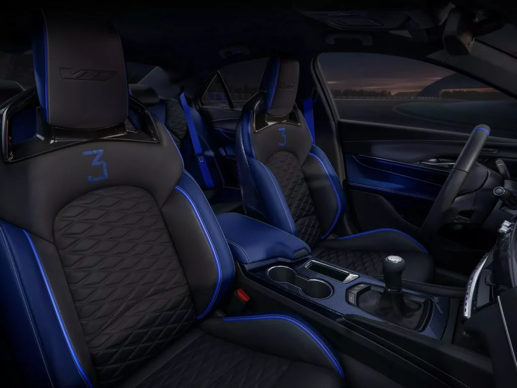 2024 Le Mans Cadillac V-Series Blackwing. Imagen interior.