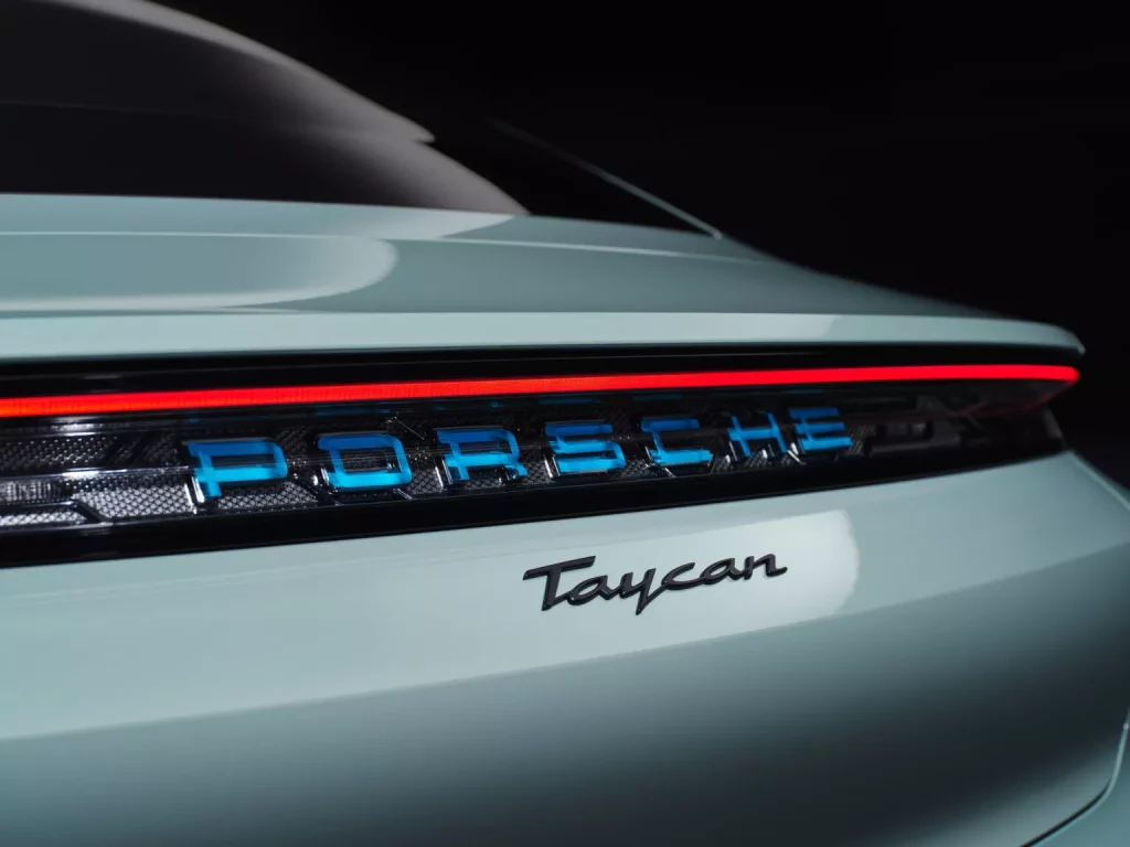 2024 Porsche Taycan. Imagen detalle.
