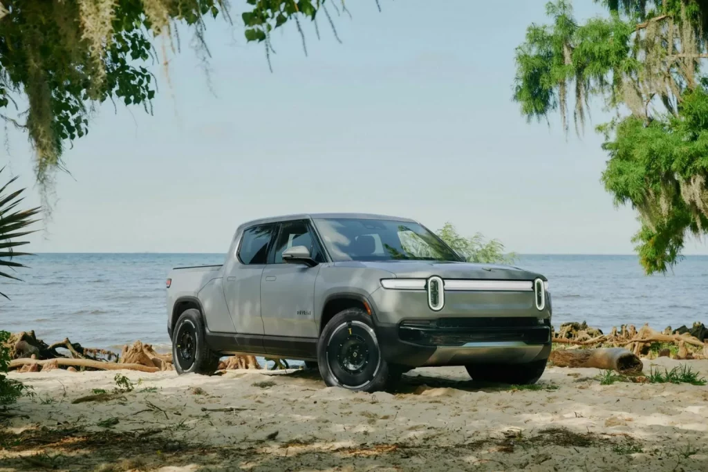 2024 Rivian R1T 14 Motor16