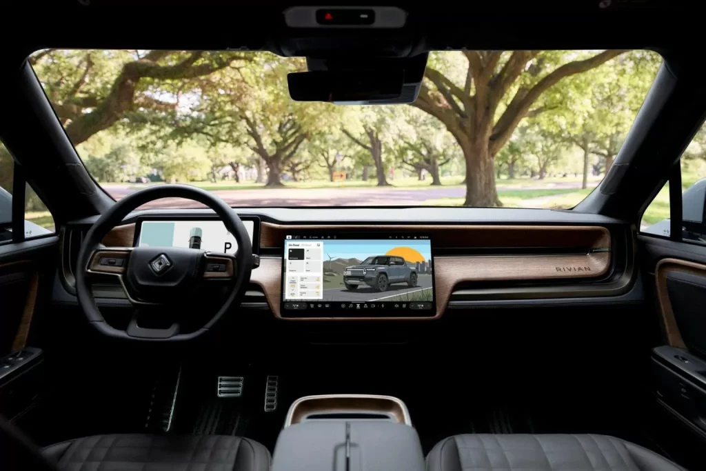 2024 Rivian R1T. Imagen interior.