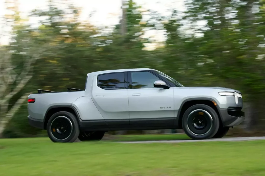 2024 Rivian R1T 5 Motor16