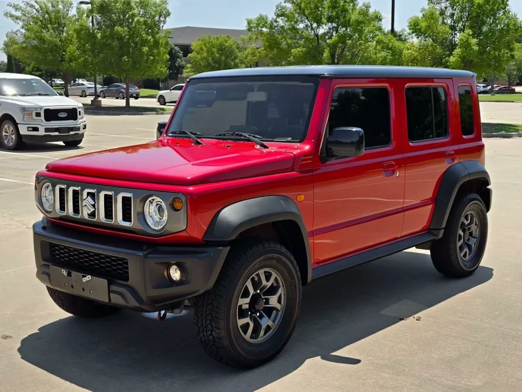 2024 Suzuki Jimny 5 puertas USA 13 Motor16