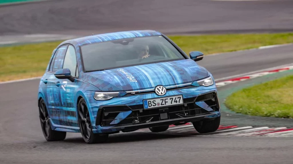 2024 Volkswagen Golf R Teaser Movimientos 10 Motor16