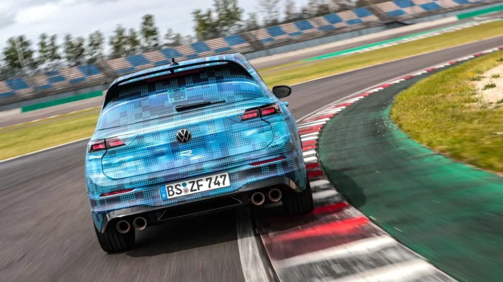 2024 Volkswagen Golf R Teaser Movimientos 5 Motor16