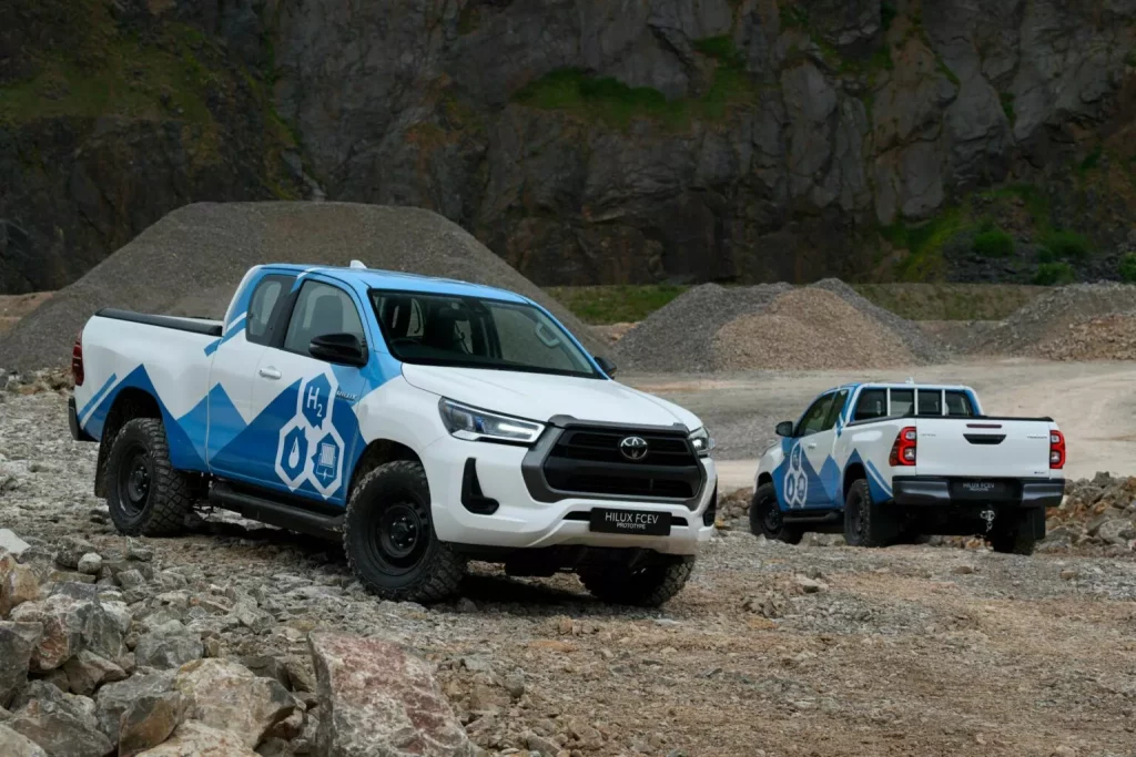 2024 Toyota Hilux FCEV Prototype. Imagen exterior.