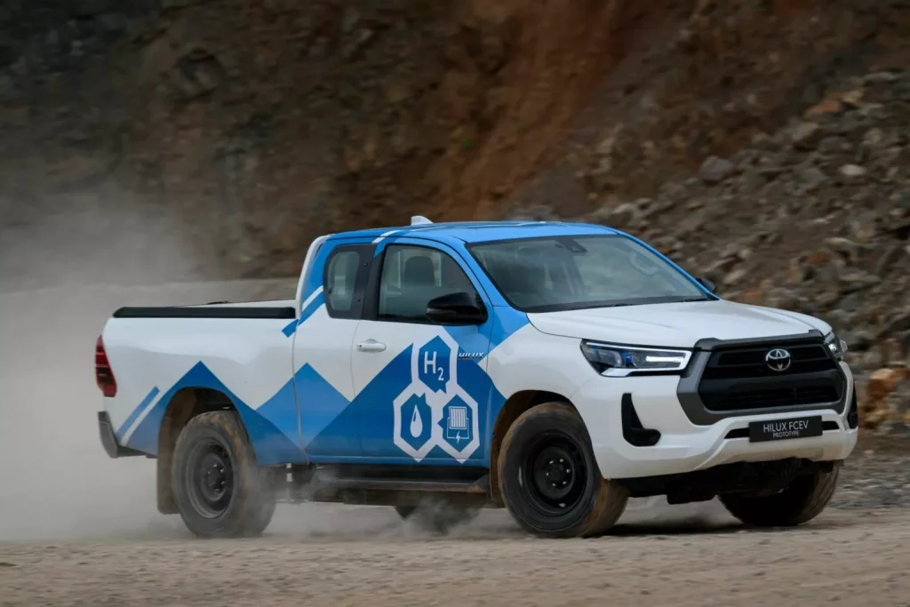 2024 toyota hilux fcev prototype 3 Motor16