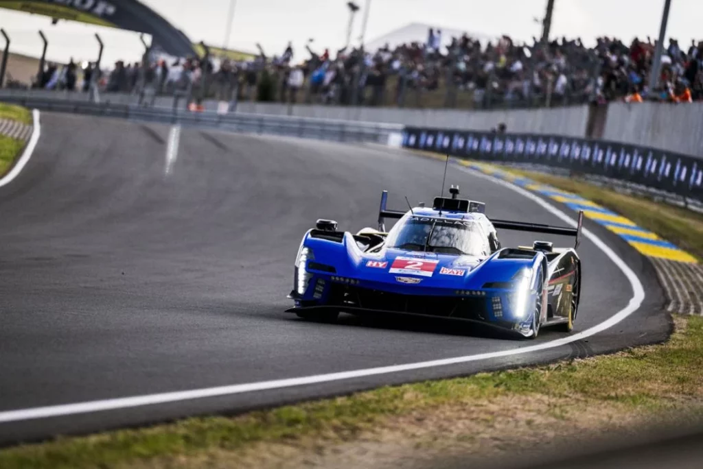 24 HORAS LE MANS CADILLAC 2 Motor16