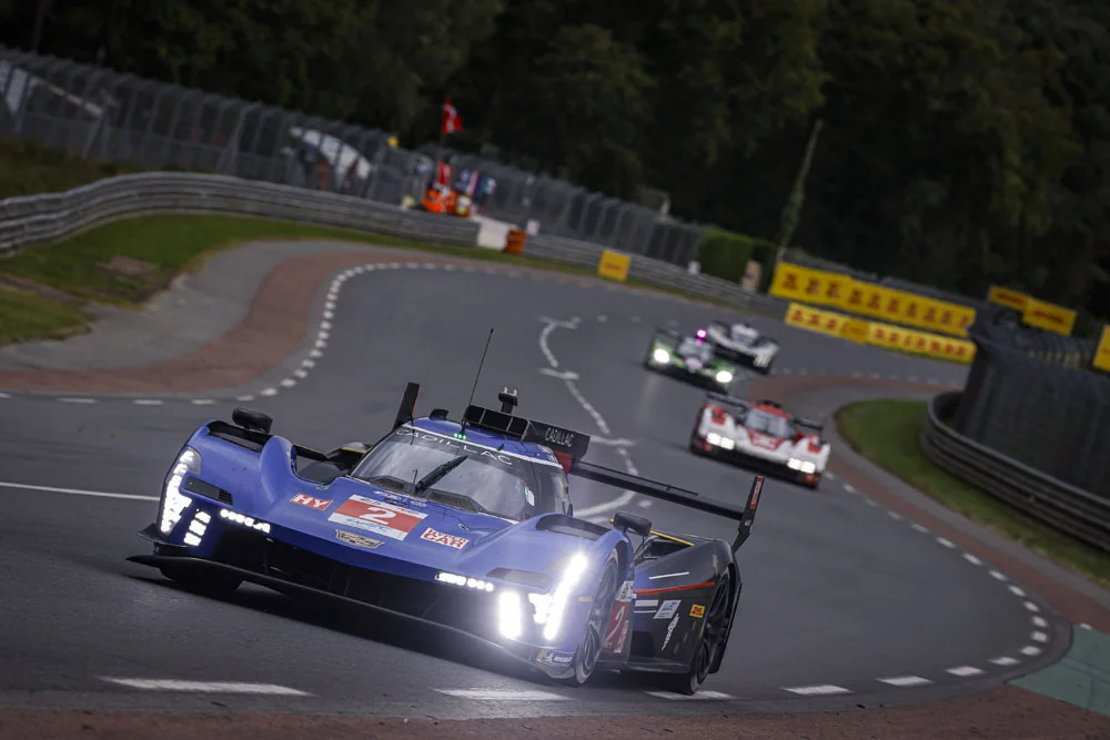 24 HORAS LE MANS CADILLAC 2 Motor16