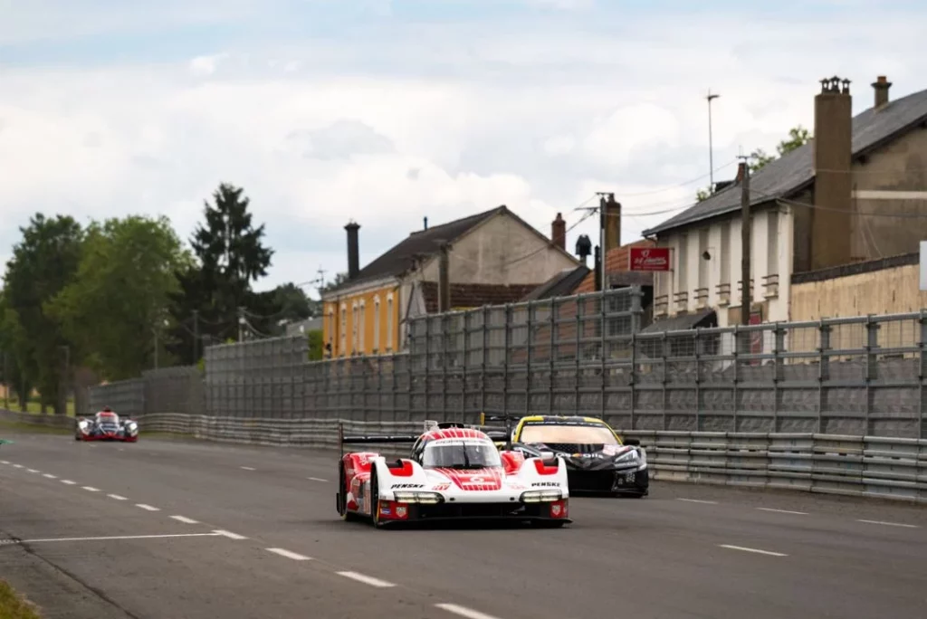 24 HORAS LE MANS PORSCHE Motor16