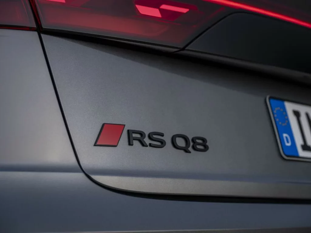 Audi RS Q8 performance 11 Motor16