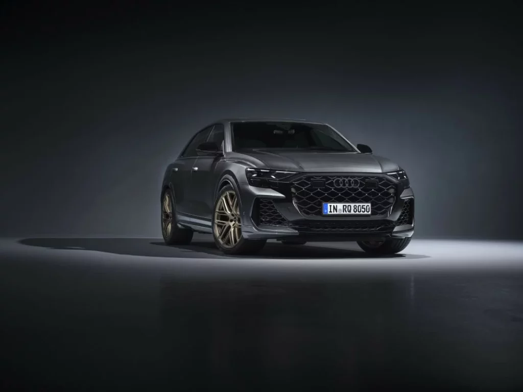 Audi RS Q8 performance 18 Motor16