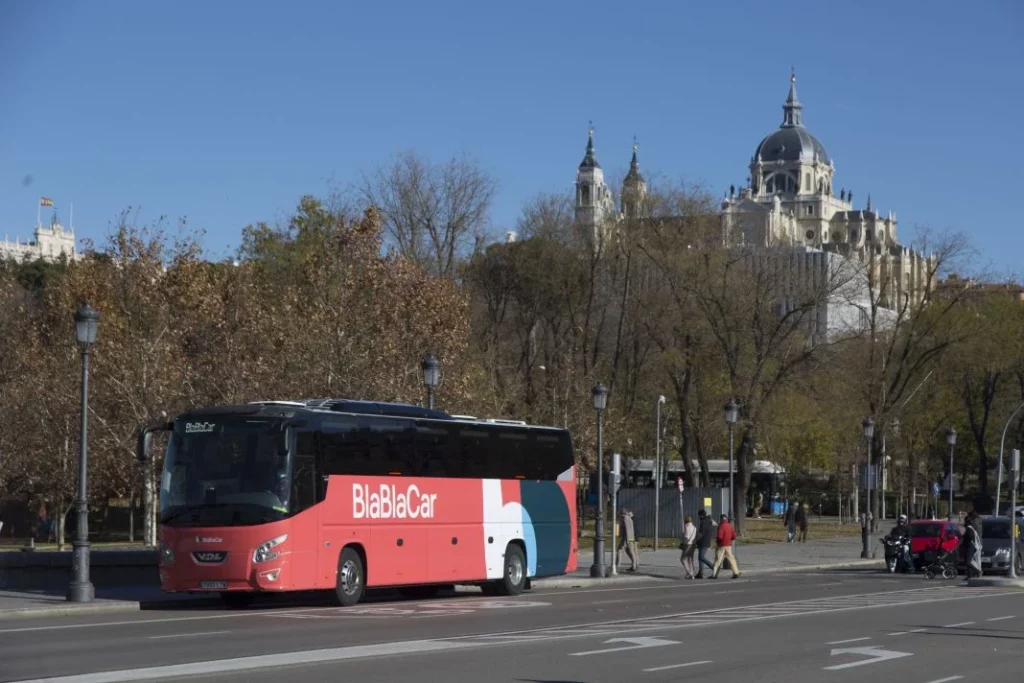 Buses de BlaBlaCar Motor16