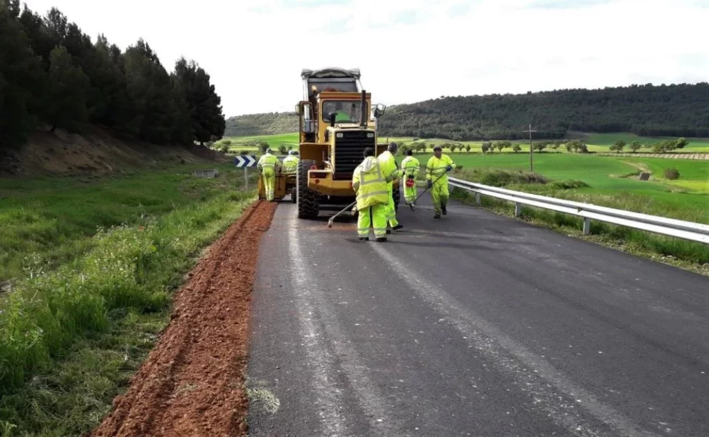 EuropaPress obras carretera provincia palencia Motor16