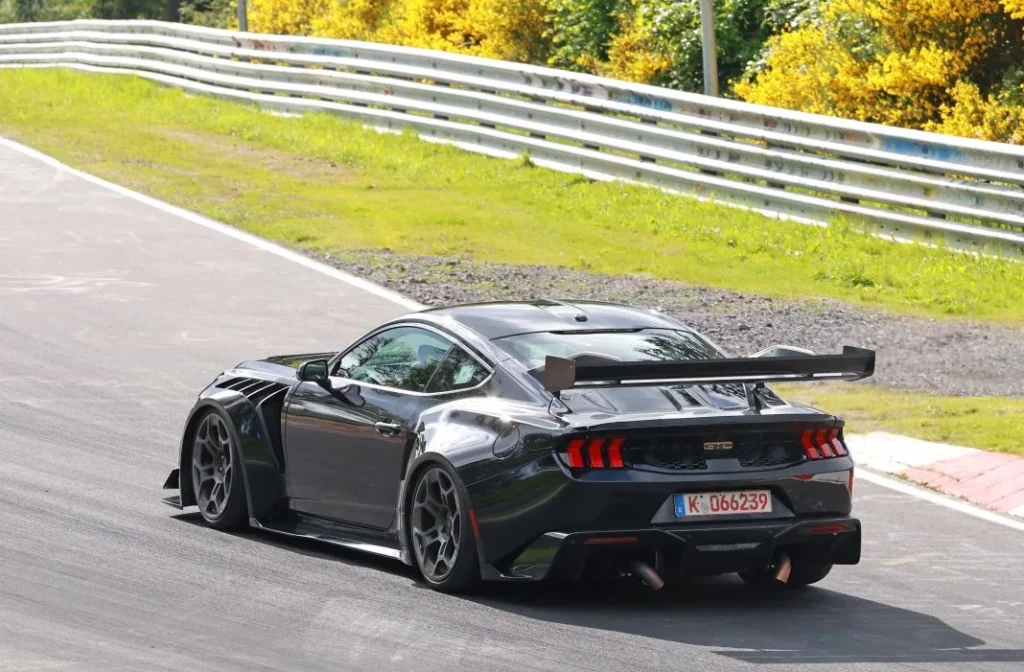 Ford Mustang GTD Nurburgring 15 Motor16