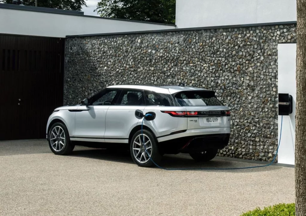 2024 Land Rover. Velar. Imagen recarga.