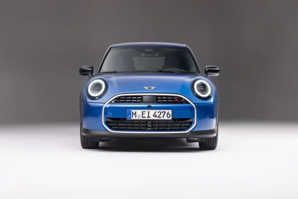 MINI COOPER 5 P 3 Motor16