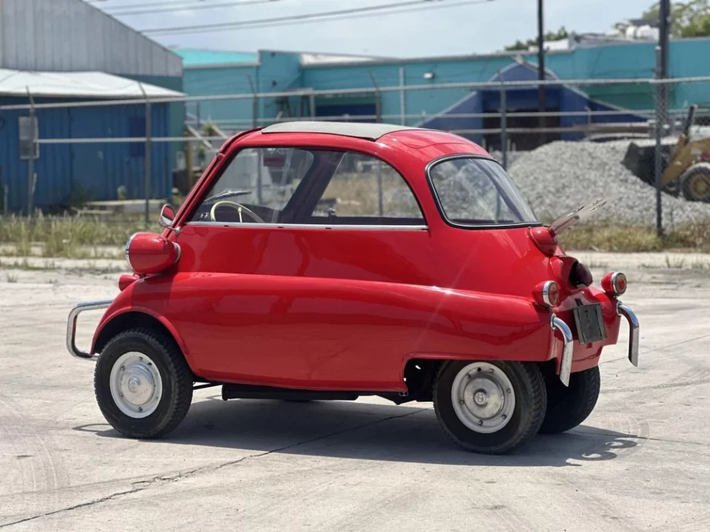 Microlino rival BMW Isetta 300 36 Motor16